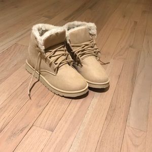 Similar to UGGS without the price!